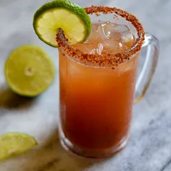 Michelada con Cerveza Corona