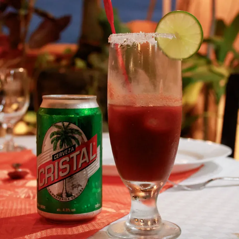 Michelada con Cristal 