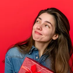 Combo No.2 Tarta Chorreada de Chocolate + Botella de Sidra + Pierna de de Cerdo Trasera de 12 libras