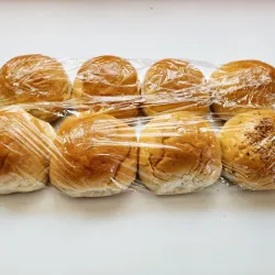 Pan Bon - 8 piezas de 45 gramos cada una *Retactiladas con o sin ajonjolí a su gusto.
