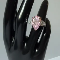 💖 Anillo de Plata 925 con Piedra Rosa Corte Pera – Elegancia y Distinción