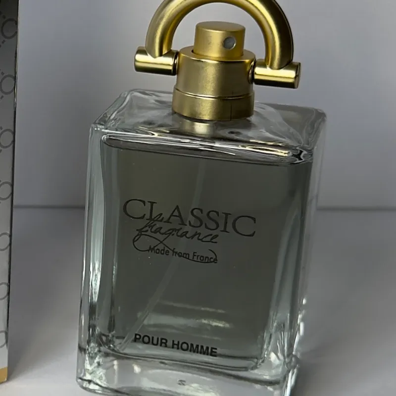 Classic Fragrance Pour Homme Eau de Parfum para Hombre 100 ml – Elegancia y Frescura