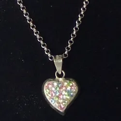 Collar Corazón Multicolor en Plata 925 – Elegancia y Brillo Único