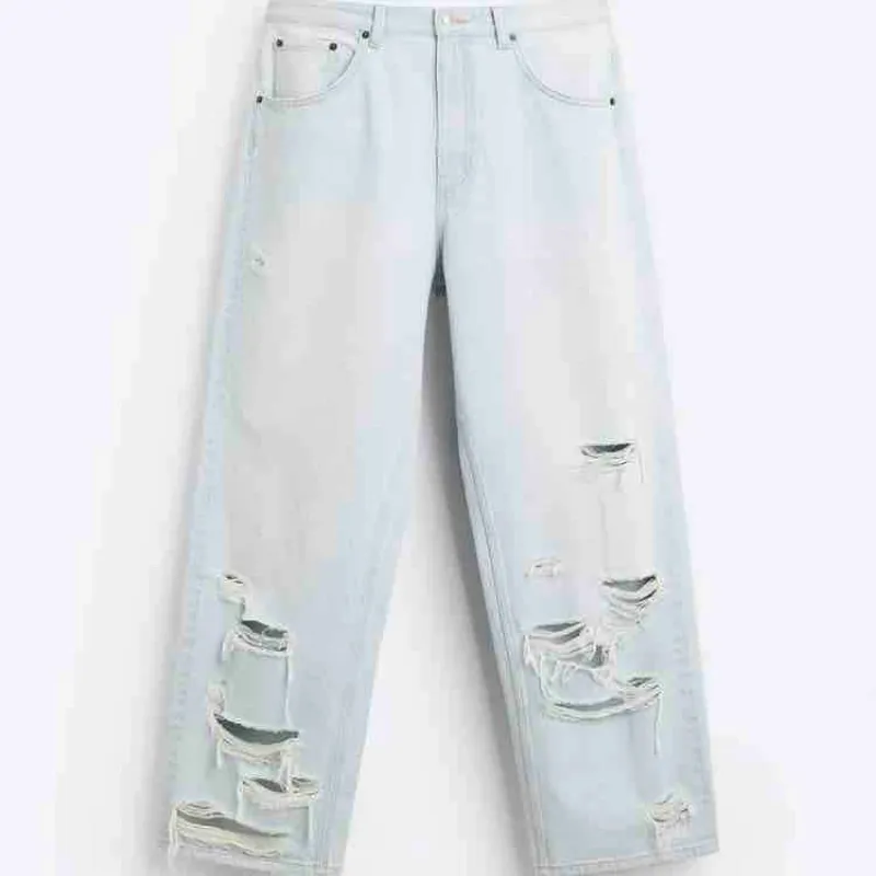 Baggy Ripped Jeans