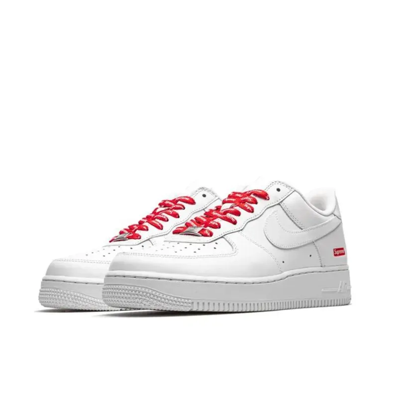 Nike Air Force 1 Low Supreme