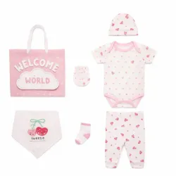 Set Blanco y Rosa con Body, Pantalón, Gorro y Calcetines  para Bebé