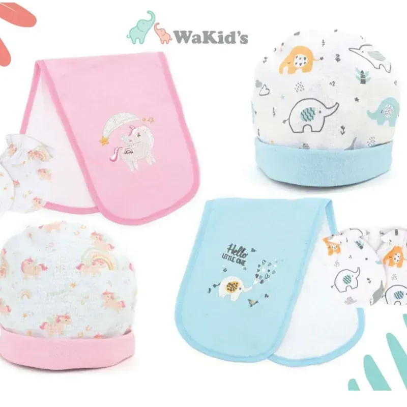 Set de Gorro, Manoplas y Babero para Buche del bebe.