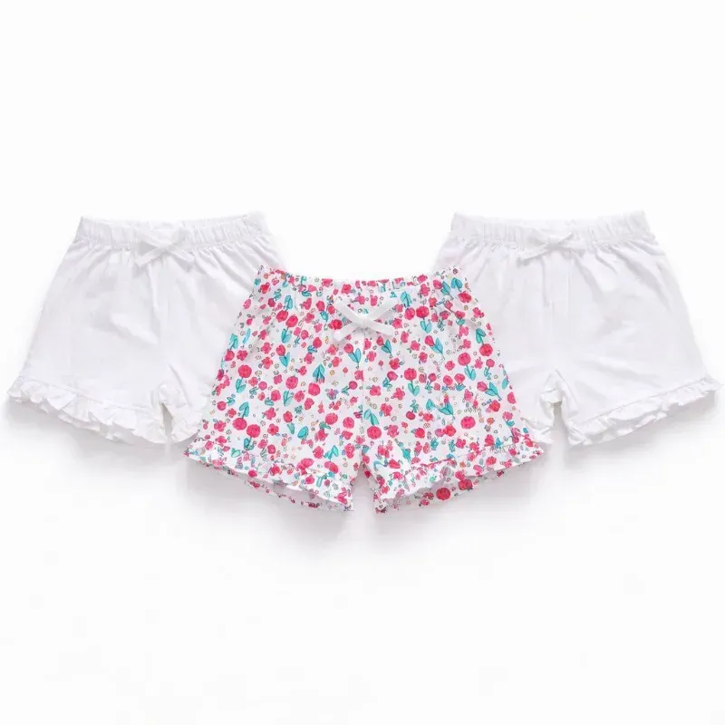 Set de Shorts Floral y Blancos