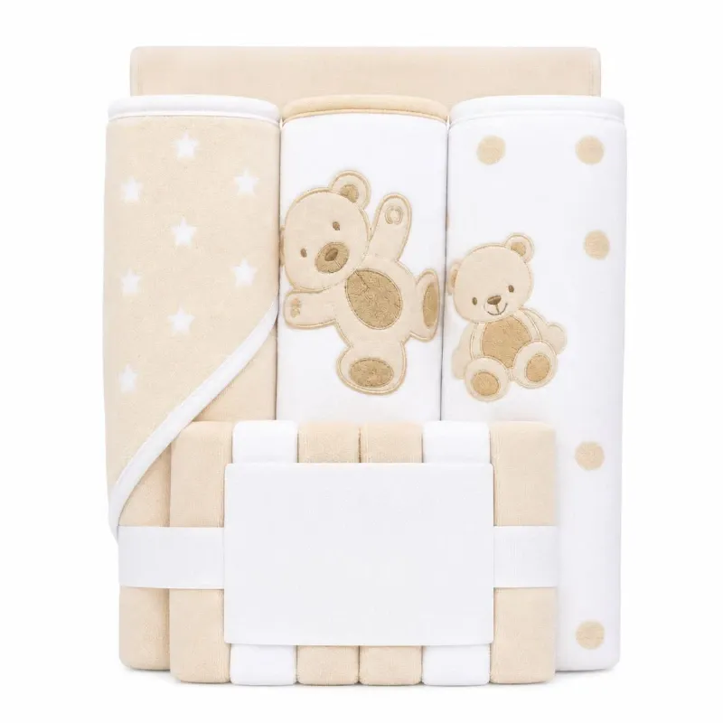 Set de Tres Toallas con Capucha + Seis Toallitas