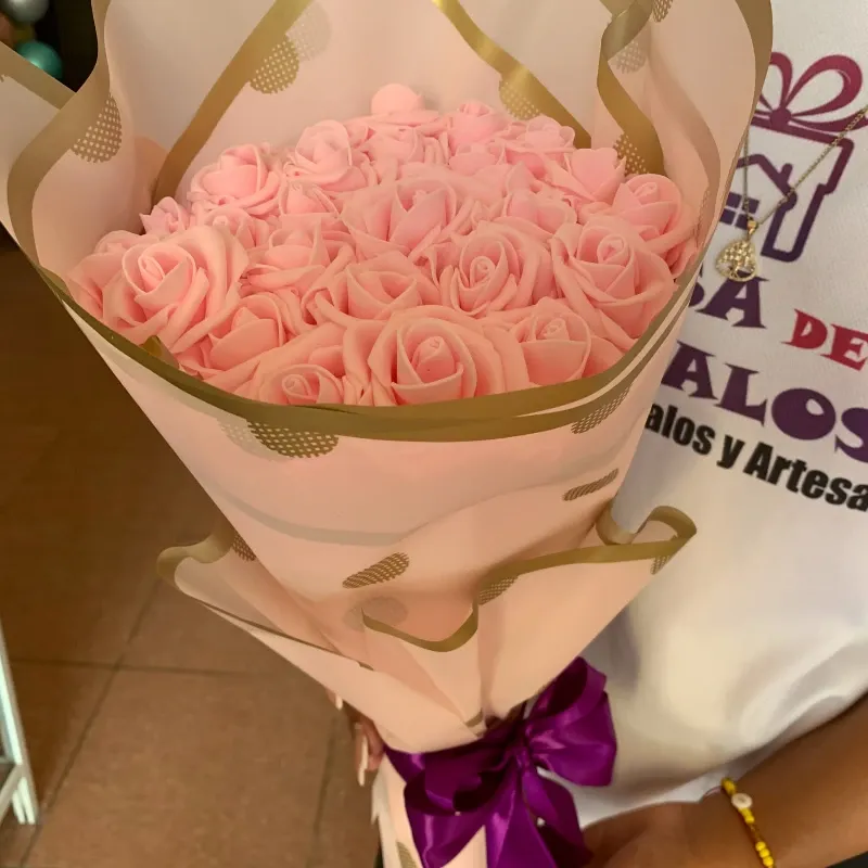 RAMO DE FLORES ETERNAS 