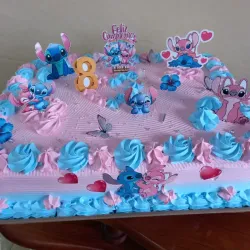 CAKE DE MERENGUE TAMAÑO BANDEJA