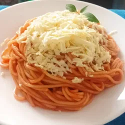 Espaguetis de queso gouda