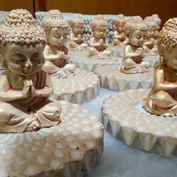 Porta inciensos de budas