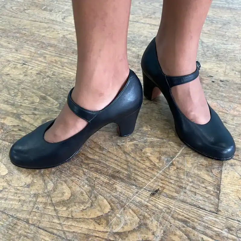 Zapato Tacon  con correa
