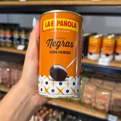 Aceitunas negras con hueso