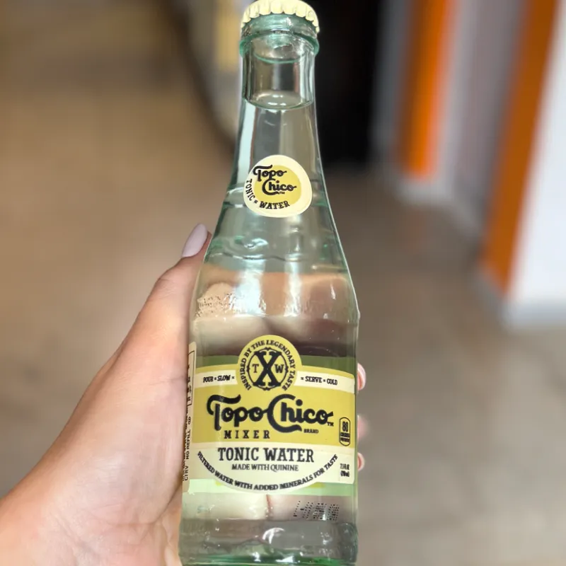Agua tónica 