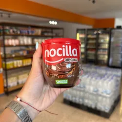 Crema de cacao con avellanas NOCILLA