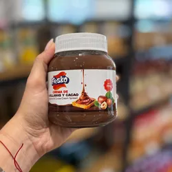 Crema de cacao y avellanas