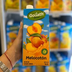 Jugo de melocotón Goliath