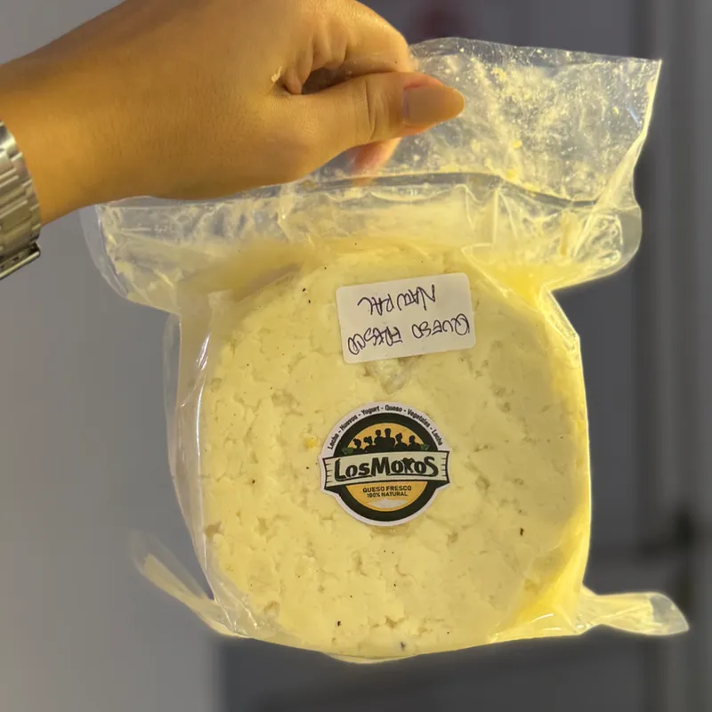 Queso fresco natural 