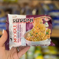 Ramen de salsa tradicional / Sopa instantánea de salsa tradicional 