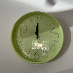 Reloj de pared pequeño
