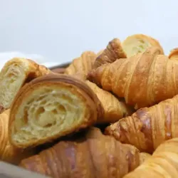 Croissant con helado 