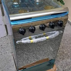 Cocina con horno Milexus de 4 quemadores