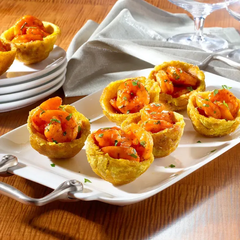 Tostones Rellenos con  Tomate