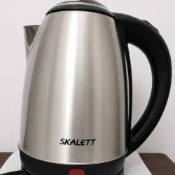 Hervidor Eléctrico SKALETT de 2 Litros.