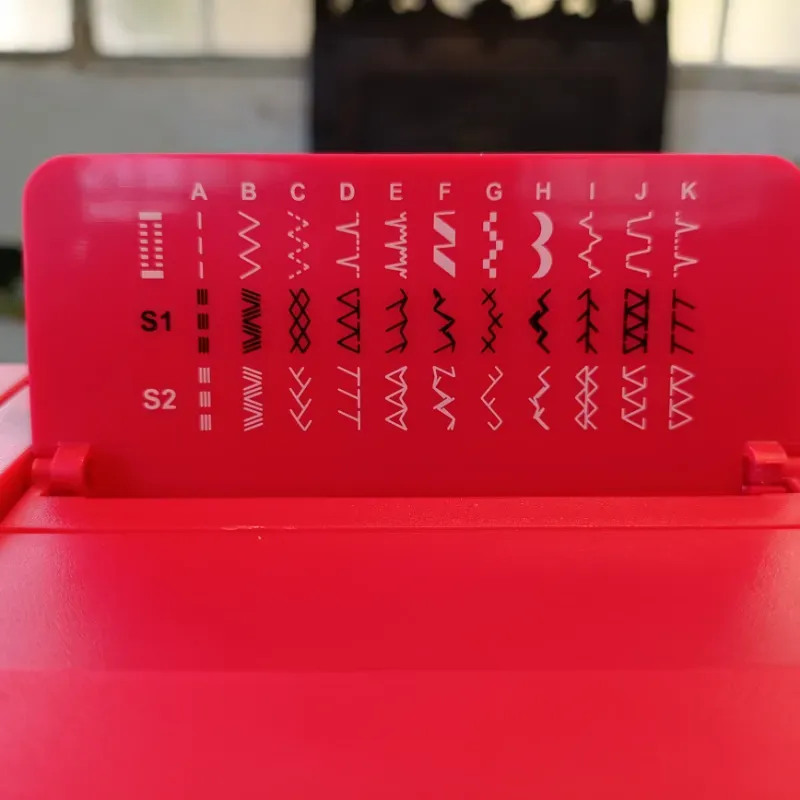 Máquina de coser electrica profesional PRACTIK 9 con bobina metálica, pedal y accesorios