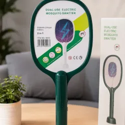 Raqueta electrica para moscas y mosquitos. Raqueta contra insectos. 10 usd. Puede usarse con la base