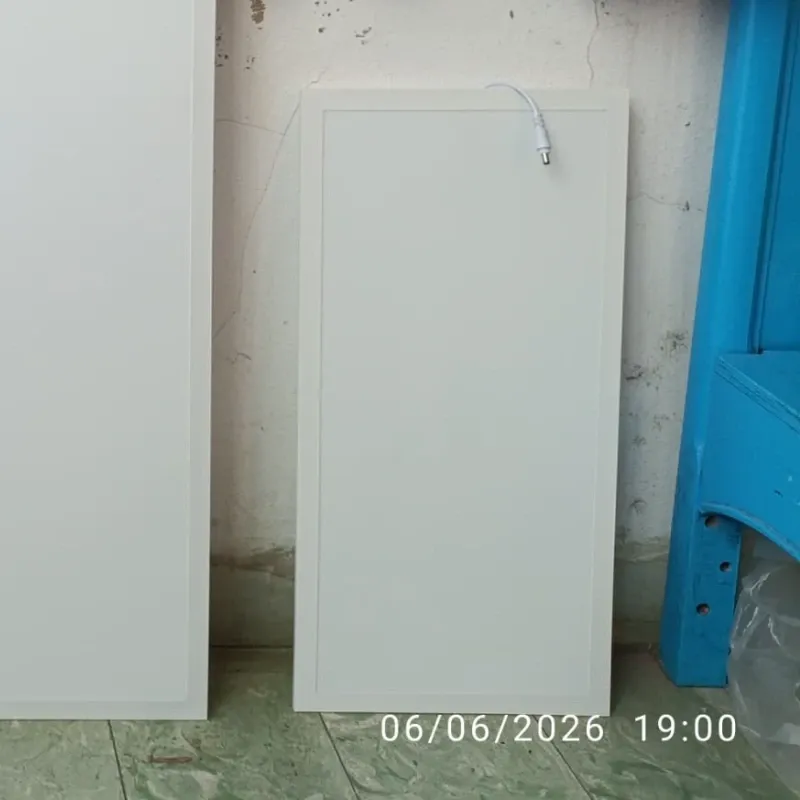 PANEL LED 72 W, LÁMPARA DE TECHO MODERNA