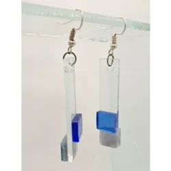 Aretes Alternos de Vidrio con detalles Azules