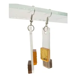 Aretes Alternos de Vidrio Ambar