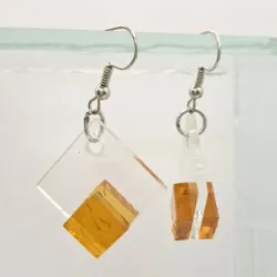Aretes Cuadrados de Vidrio Ambar