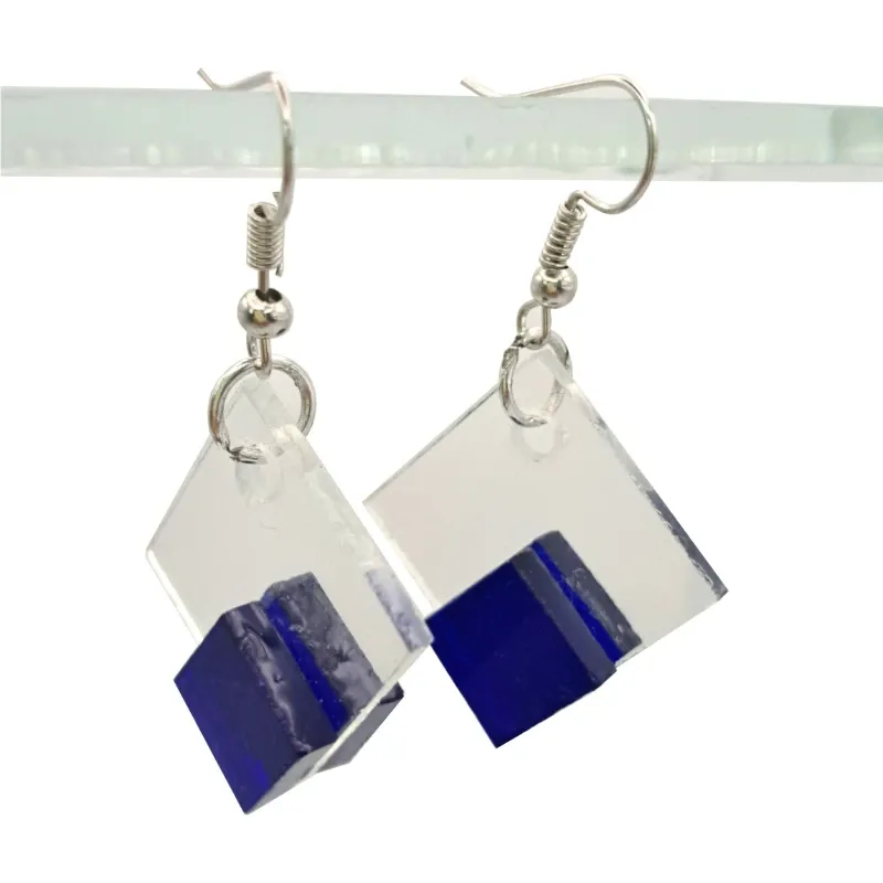 Aretes Cuadrados de Vidrio Azul
