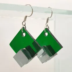 Aretes Cuadrados de Vidrio Verdes