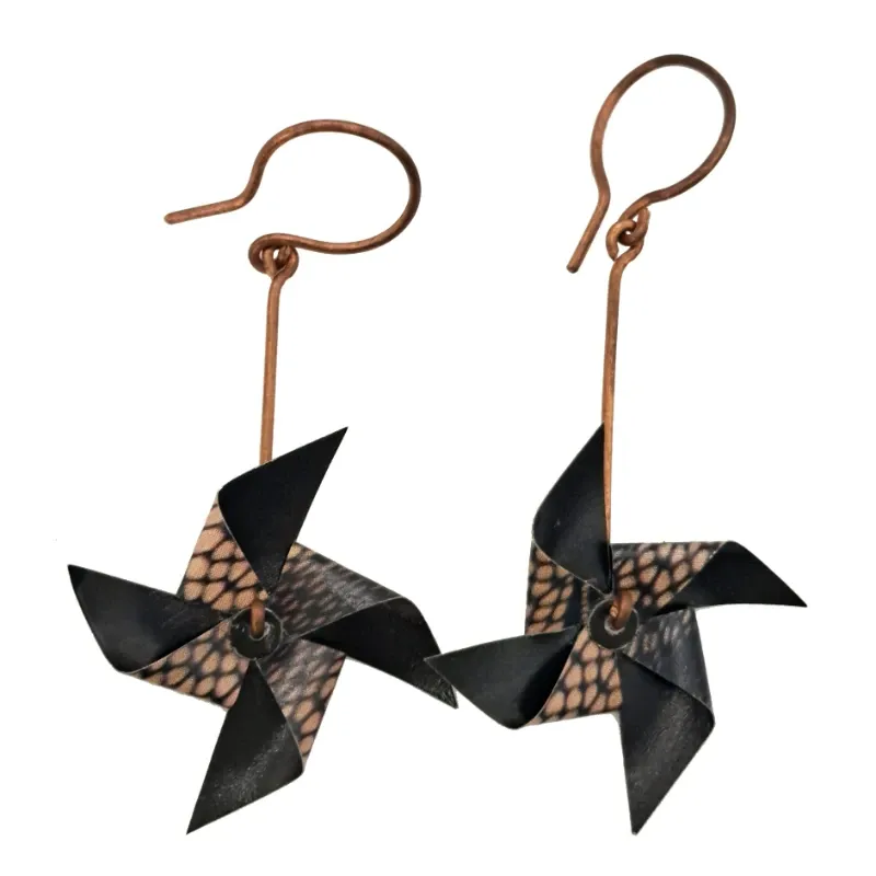 Pendientes Reguilete de Papel Negro