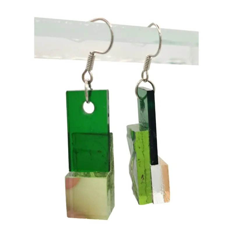 Aretes Simples de Vidrio Verde 1