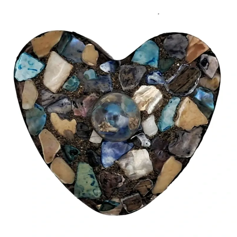 Cofre Corazón de Piedras de Río