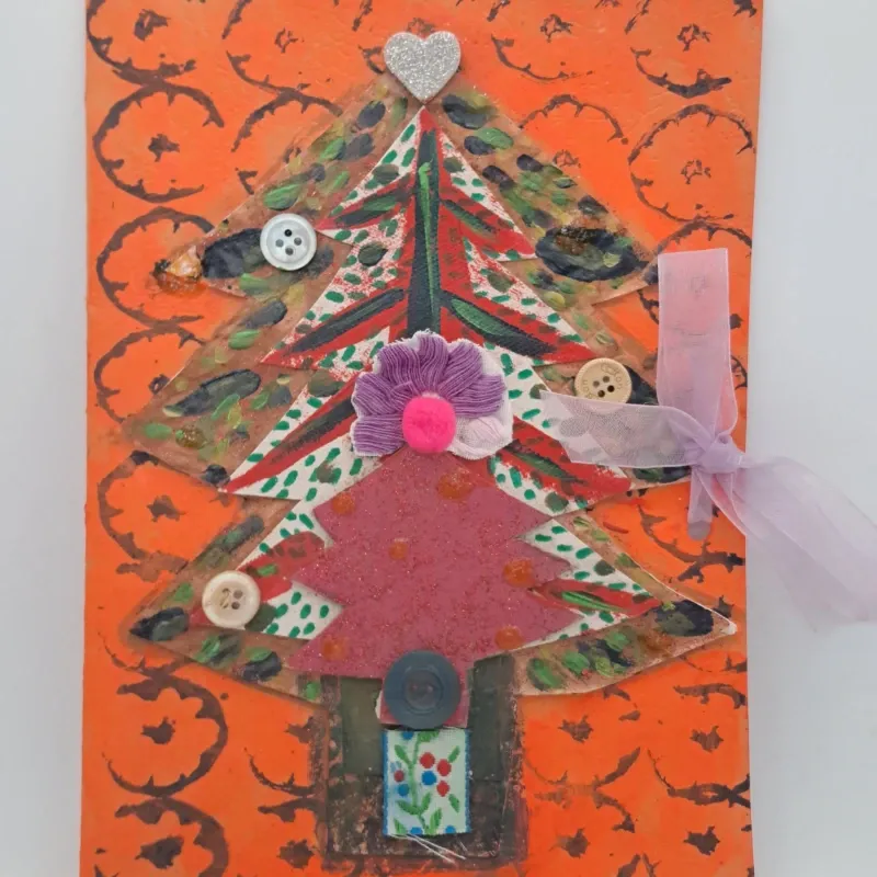 Postal de Árbol de Navidad con Botones
