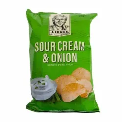 Papas fritas con sabor crema agria y cebolla J.Higgs (219.7 g / 7.75 oz)