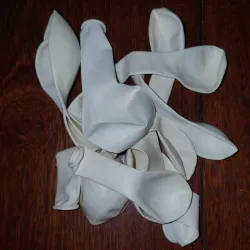 Globos Blancos