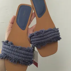 Sandalias