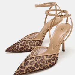 TACONES ESTAMPADOS ZARA