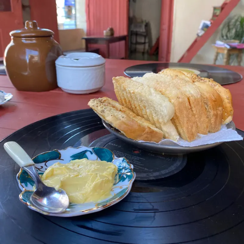 Tostadas con mantequilla 