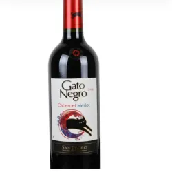 Vino gato negro