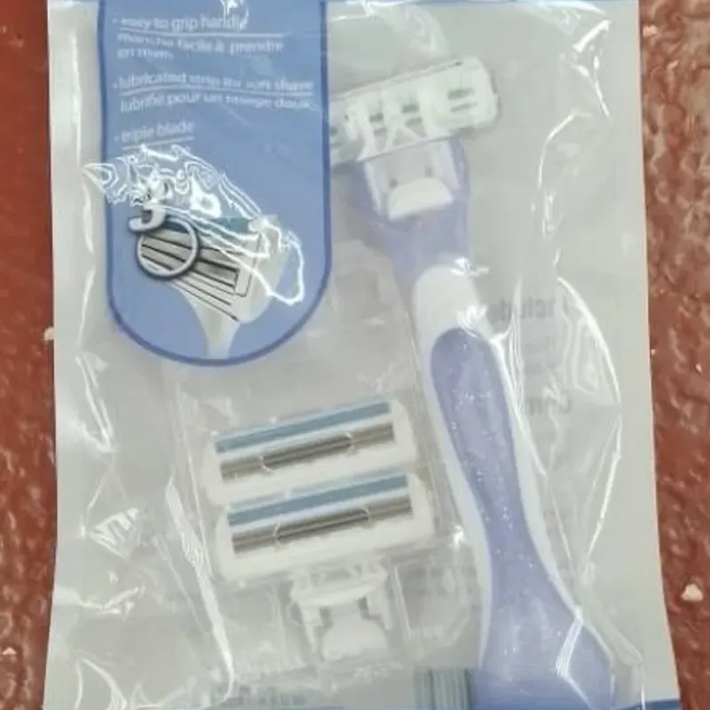Máquina de afeitar para mujer de 3 hojas con 2 repuestos, Assured
