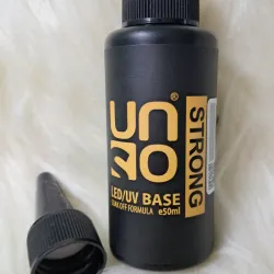 Base Strong marca UNO 50 ml